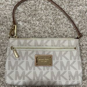 Michael Kors Wristlet